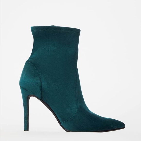 Shoedazzle • Shanae Stiletto Boots - Picture 1 of 7